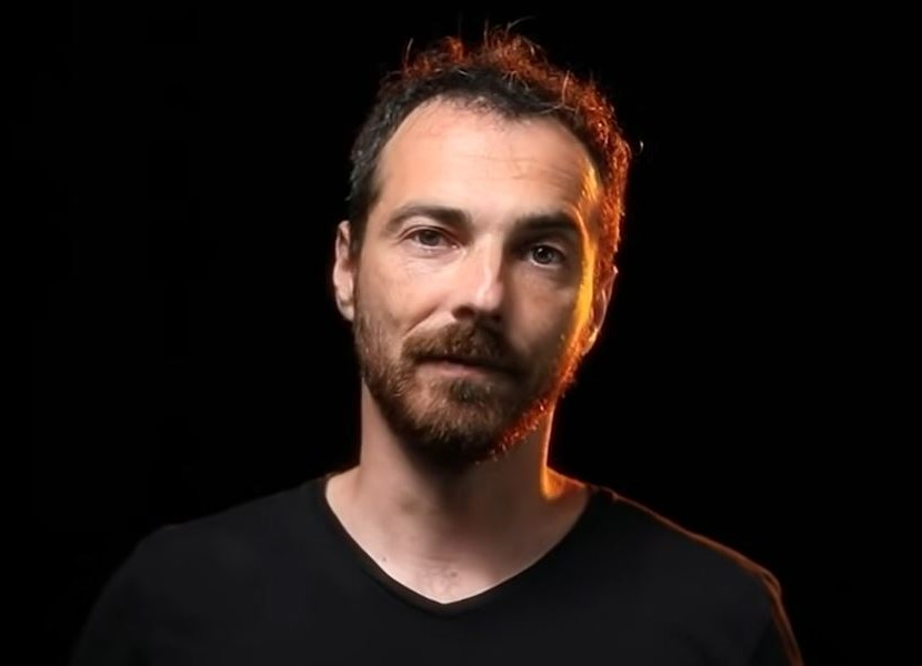 Le passe sanitaire est un moyen extrajudiciaire de désactiver socialement les gens – nopass.fr (requête collective auprès de la CEDH, Guillaume Zambrano)