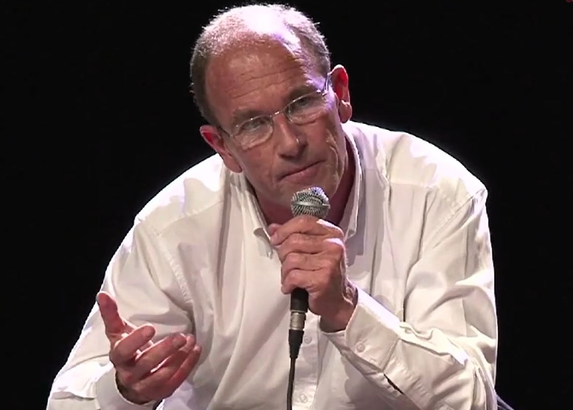 Etienne Chouard a la conference de lancement de la Revolution des colibris fevrier 2013 b
